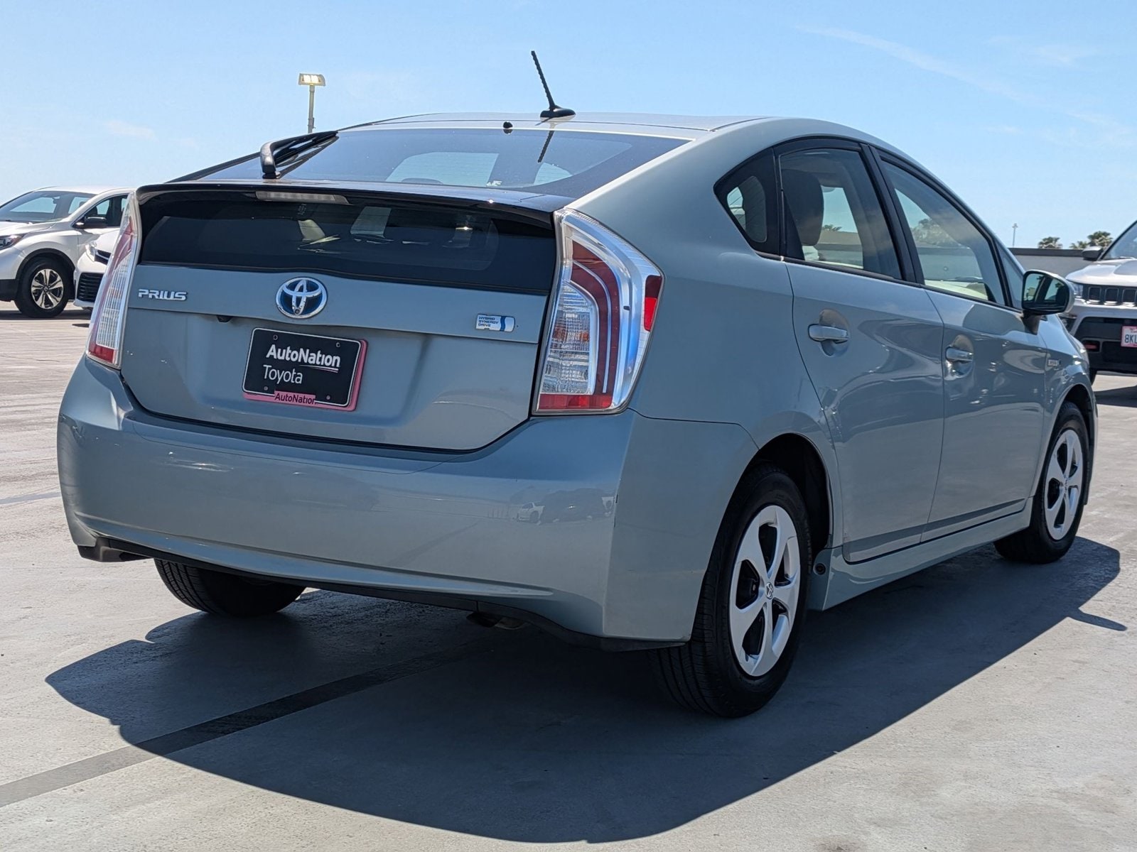 2012 Toyota Prius Four photo 5