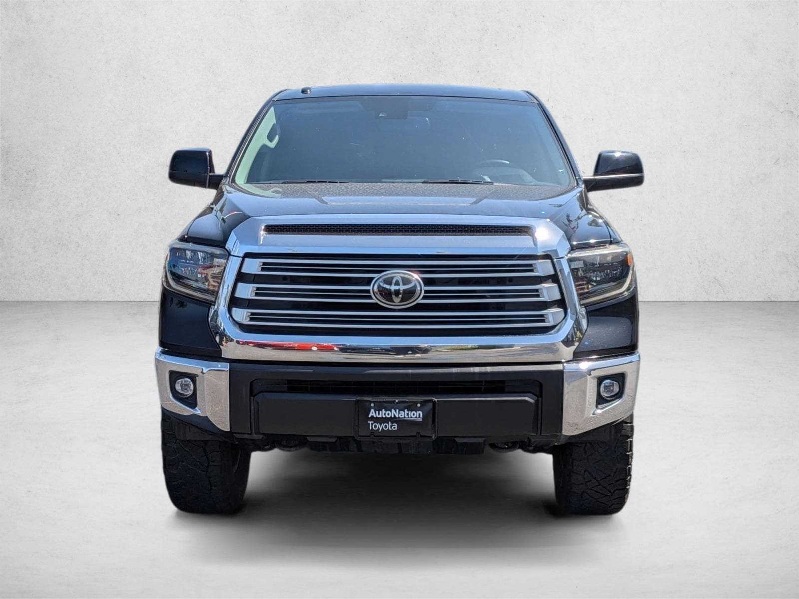 2019 Toyota Tundra Limited photo 2