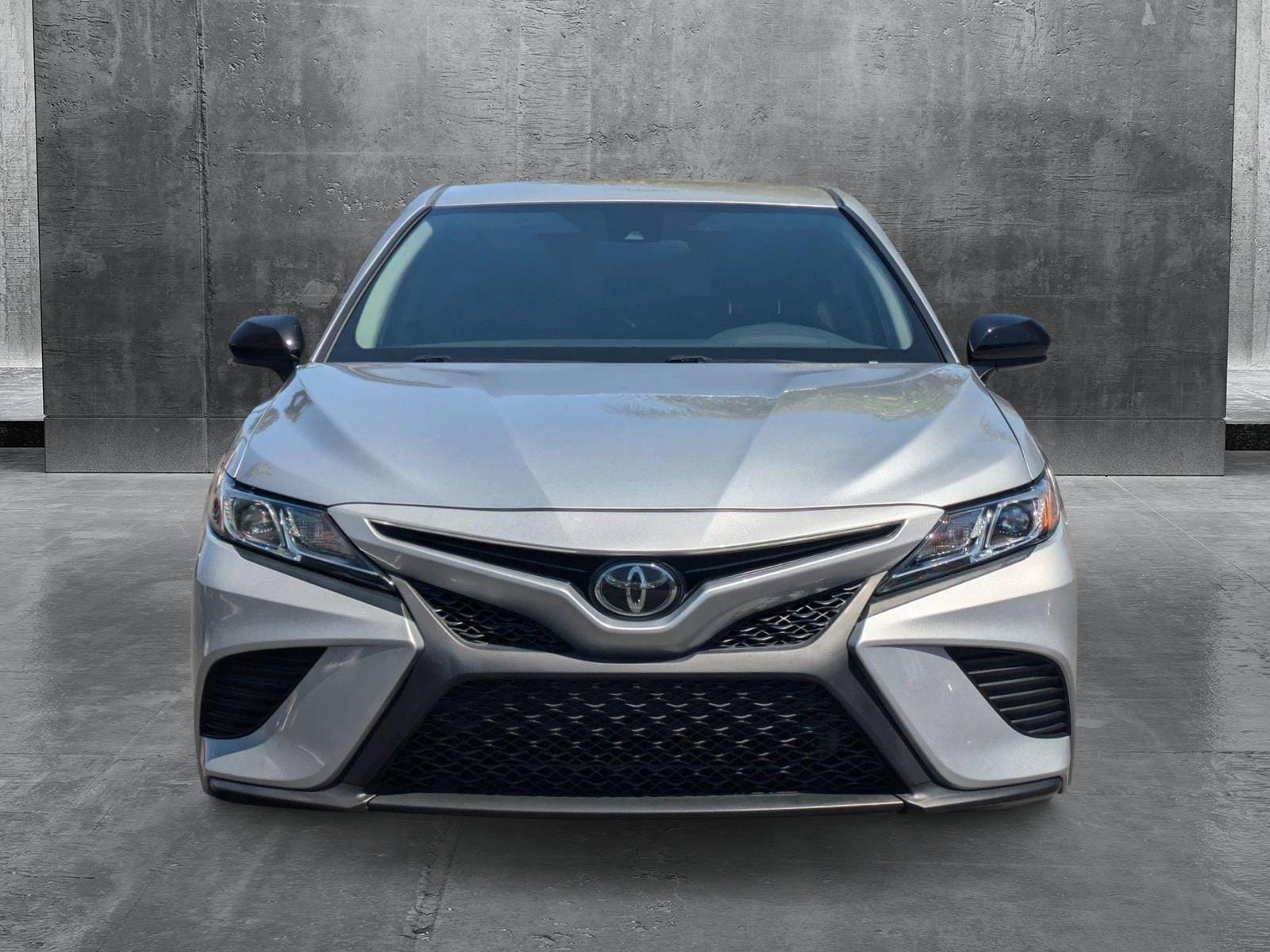 Used 2020 Toyota Camry SE Nightshade with VIN 4T1G11AK1LU380895 for sale in Buena Park, CA