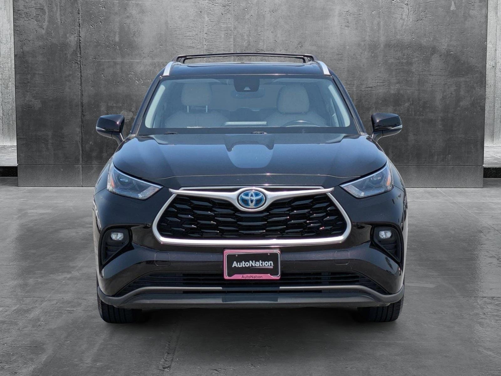 Certified 2022 Toyota Highlander XLE with VIN 5TDHBRCH1NS096146 for sale in Buena Park, CA
