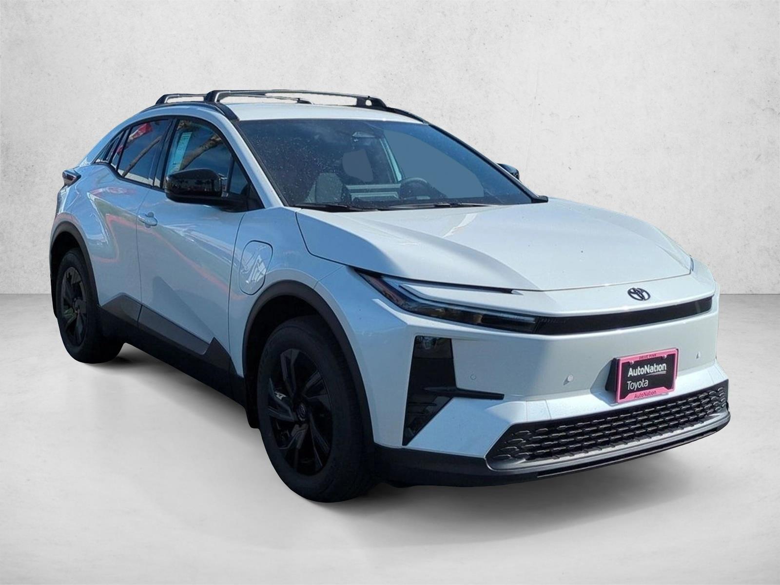 2026 Toyota C-HR SE - Photo 7