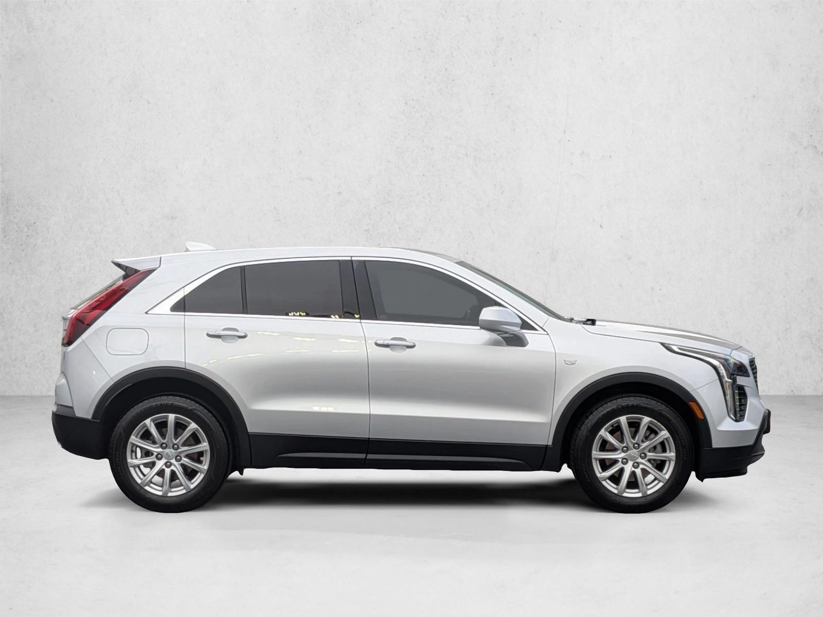 2020 CADILLAC XT4 FWD Luxury photo 4