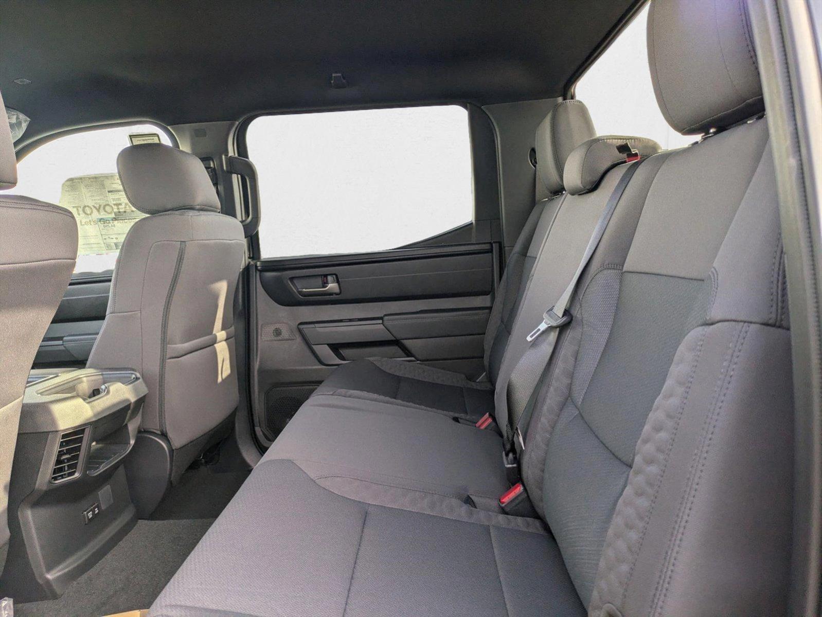 2025 Toyota Tundra SR5 - Photo 15