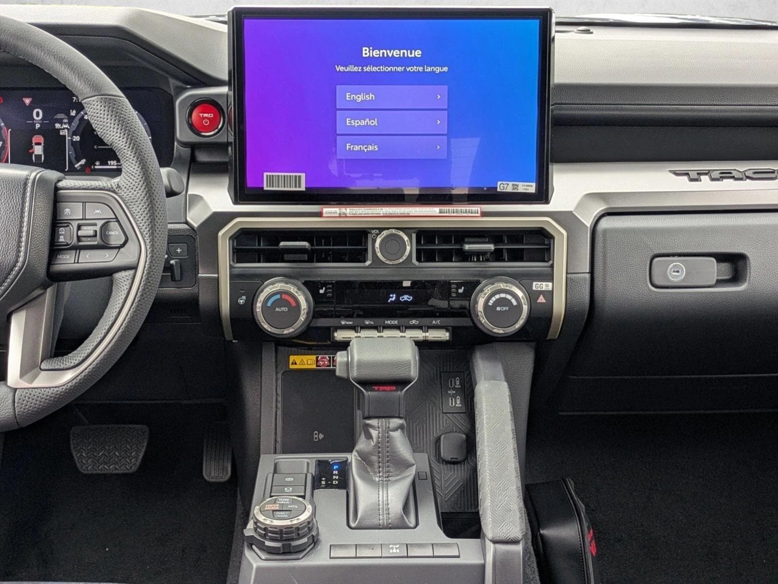 2025 Toyota Tacoma TRD Off Road - Photo 12