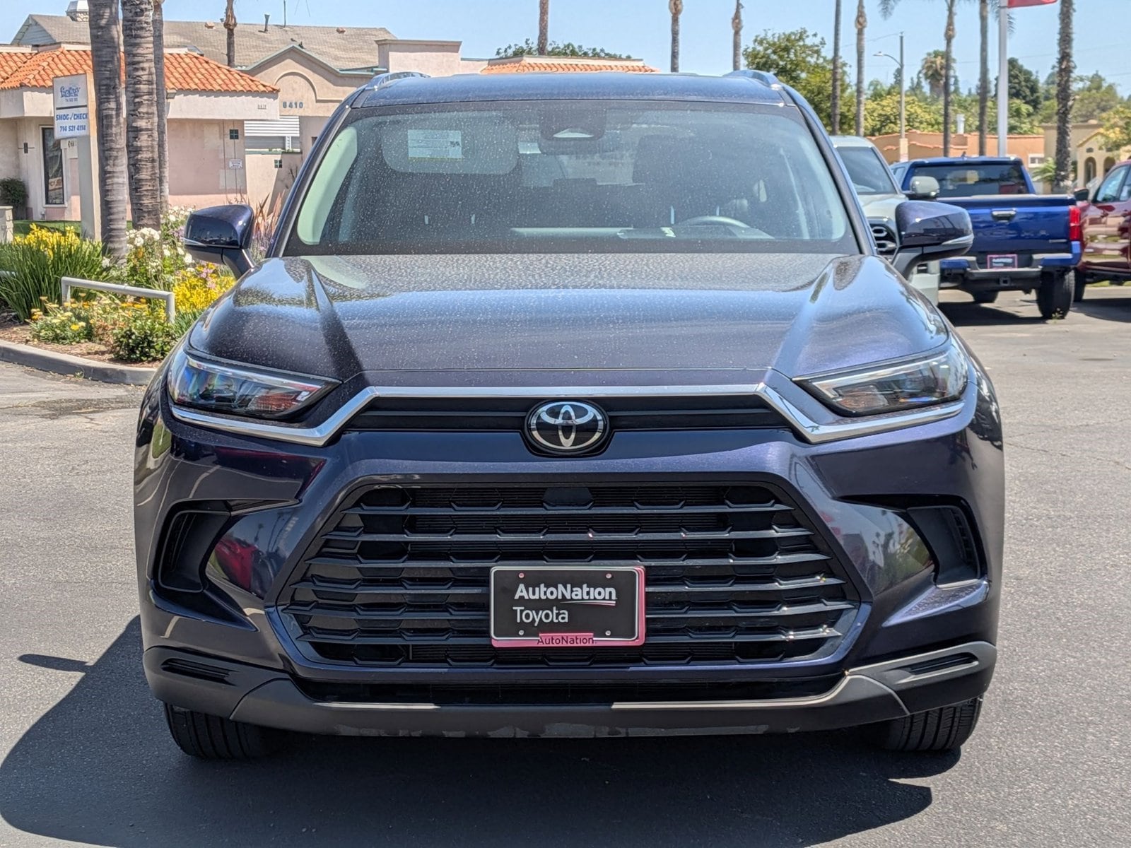 2025 Toyota Grand Highlander XLE photo 2