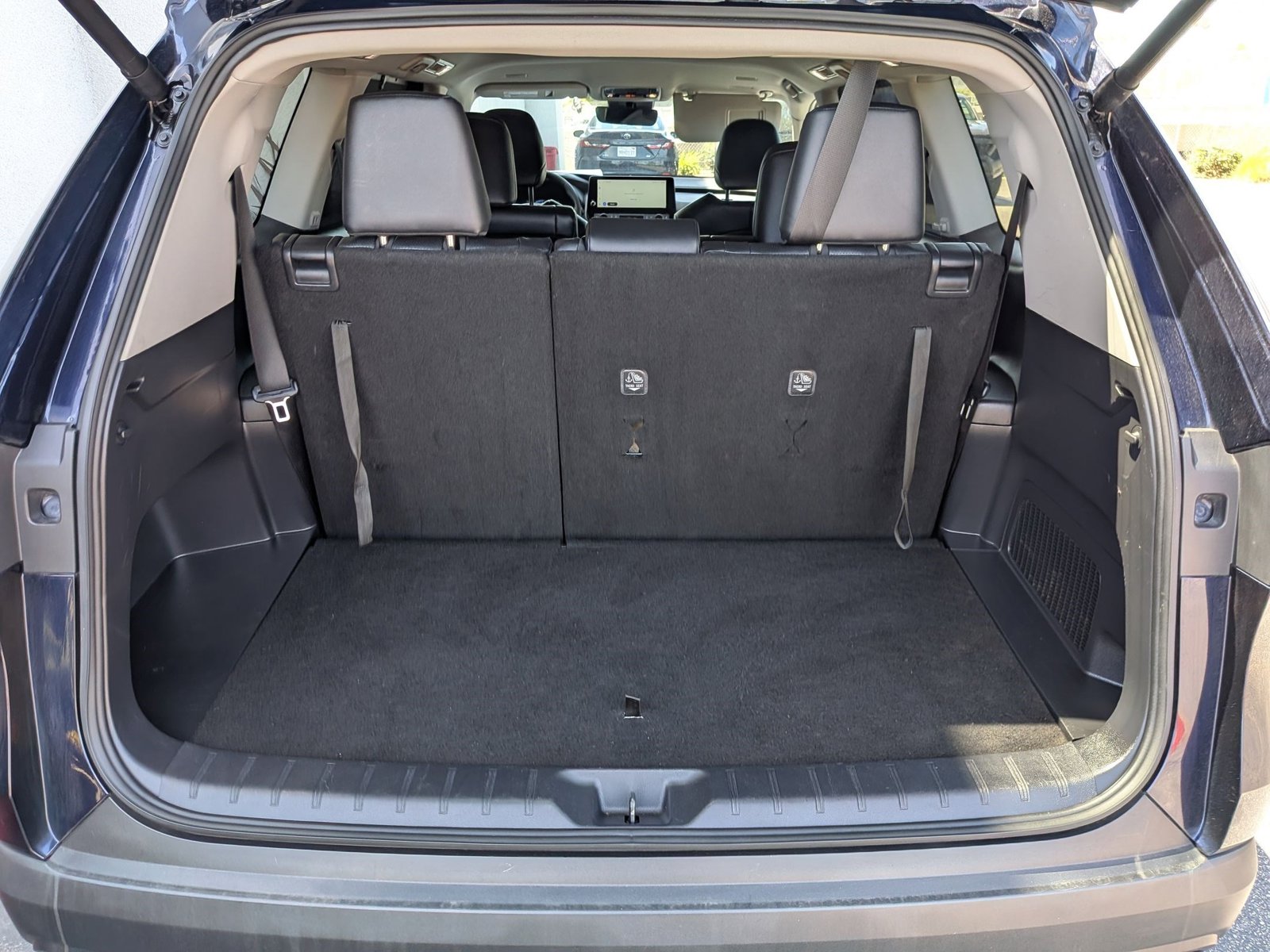 2025 Toyota Grand Highlander XLE photo 6