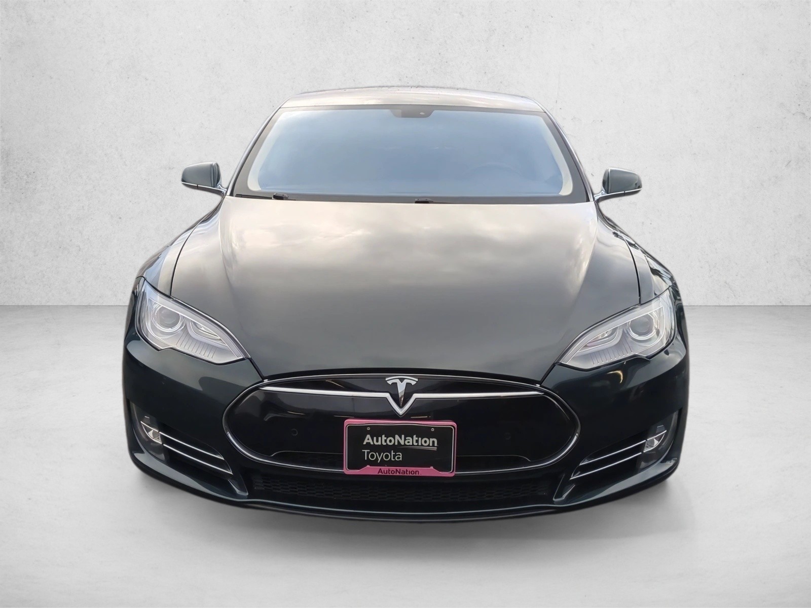 Used 2014 Tesla Model S S with VIN 5YJSA1H13EFP36528 for sale in Buena Park, CA