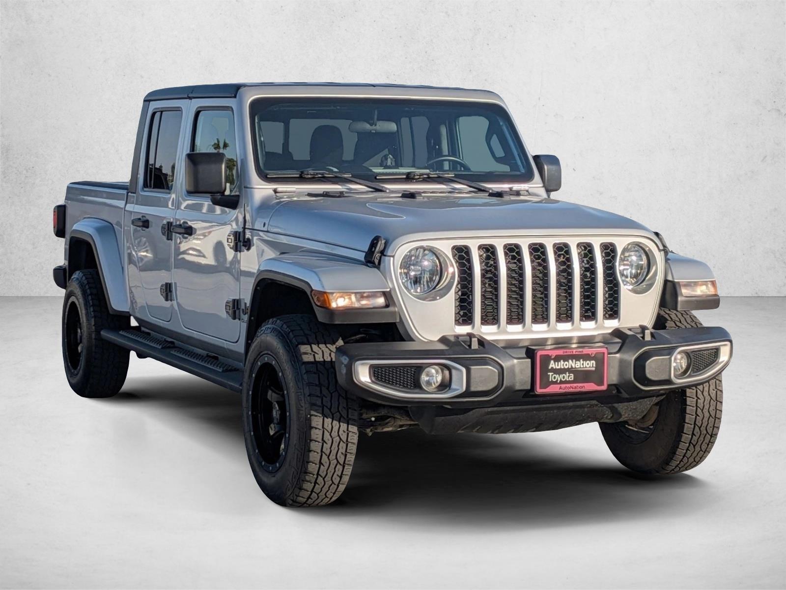 2022 Jeep Gladiator Sport S photo 3