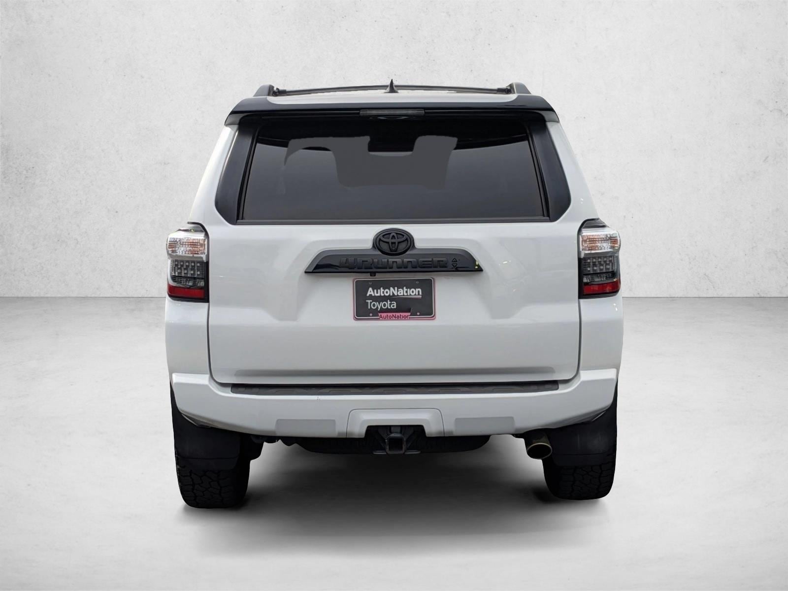 2021 Toyota 4Runner Venture photo 6