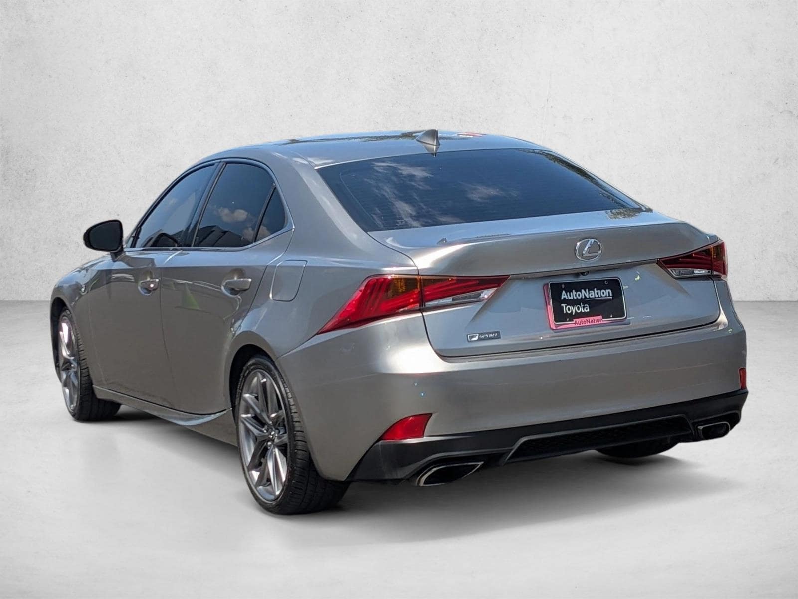 2017 LEXUS IS 200t IS Turbo photo 3