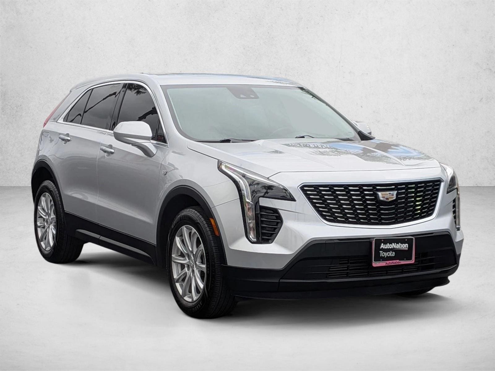 2020 CADILLAC XT4 FWD Luxury photo 3
