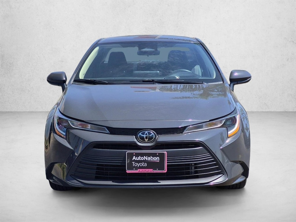 Certified 2025 Toyota Corolla LE Sedan