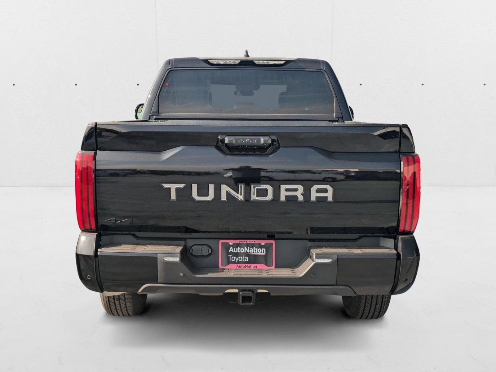 2025 Toyota Tundra SR5 - Photo 8
