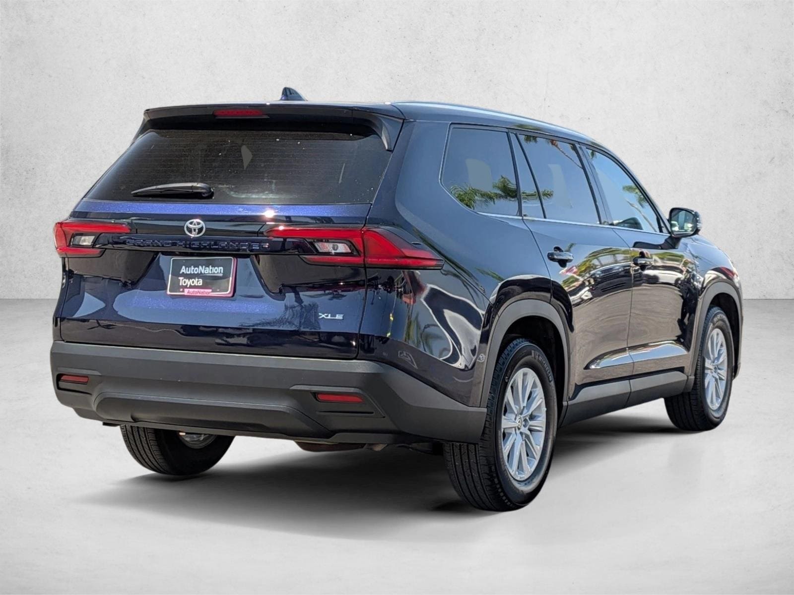 2025 Toyota Grand Highlander XLE photo 4