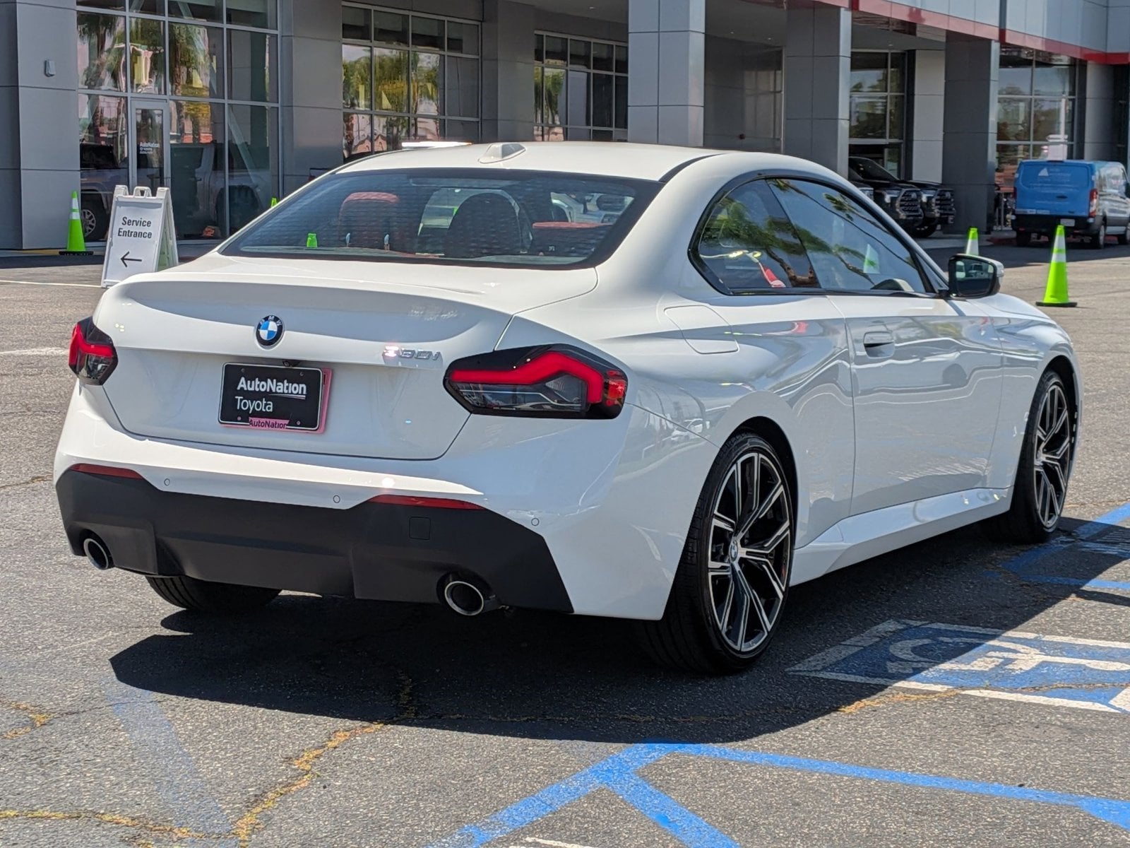 2023 BMW 230i 230i photo 4