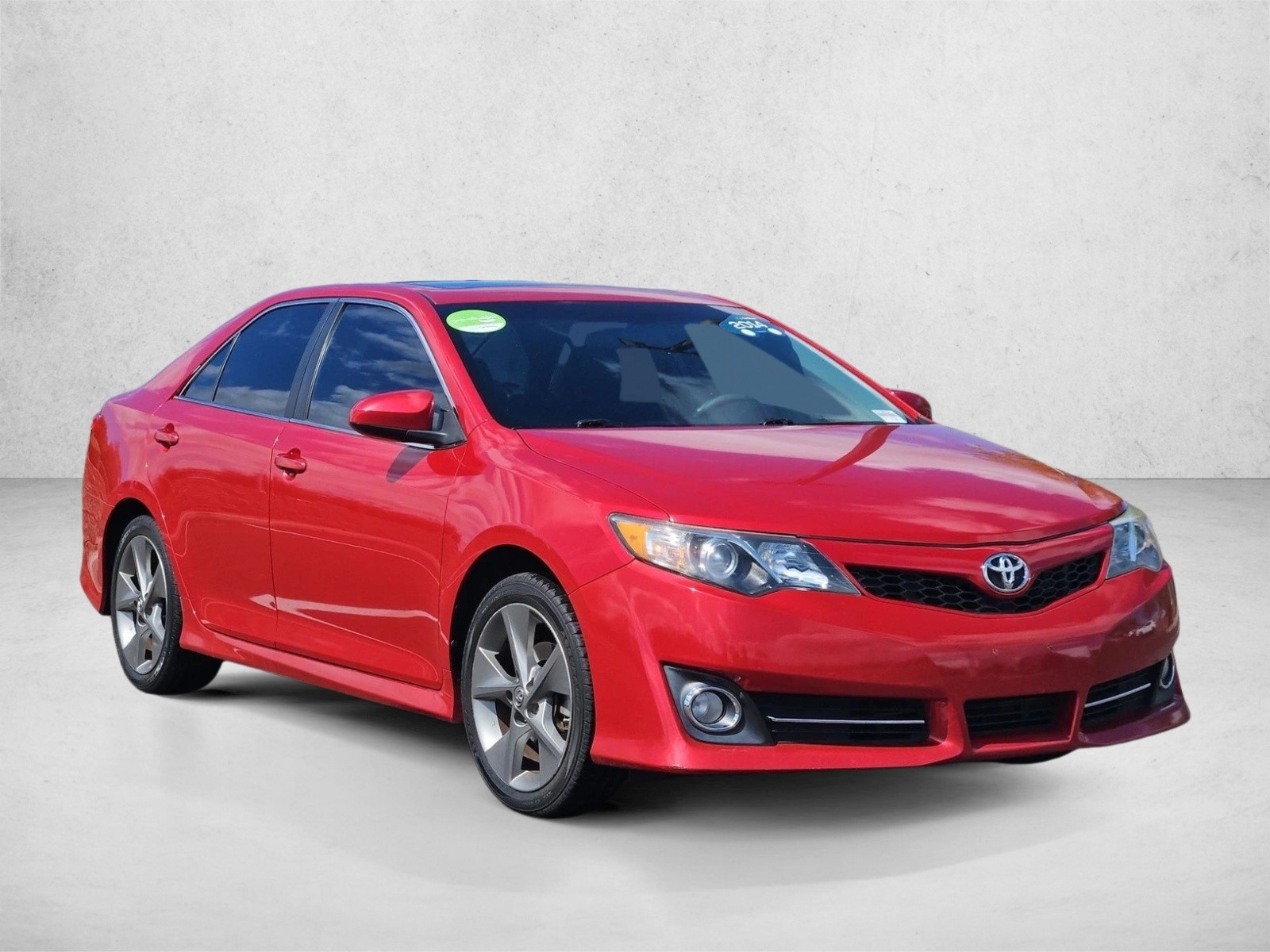 Used 2014 Toyota Camry SE Sport with VIN 4T1BF1FKXEU796418 for sale in Buena Park, CA