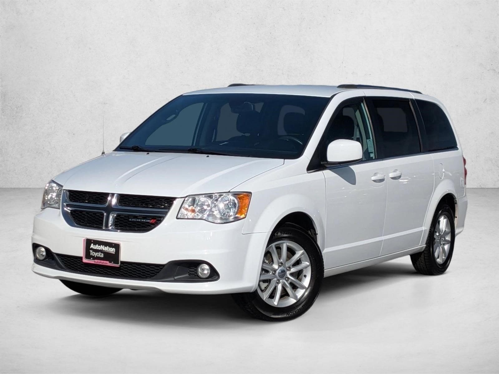 2019 Dodge Grand Caravan SXT's photo
