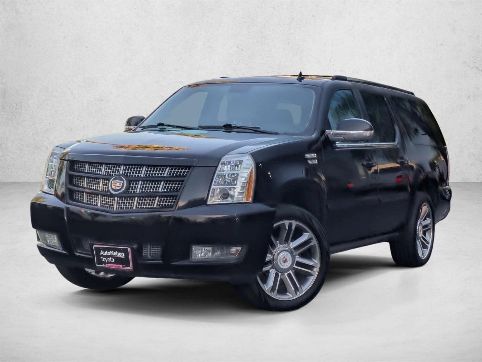 2014 Cadillac Escalade ESV Premium's photo