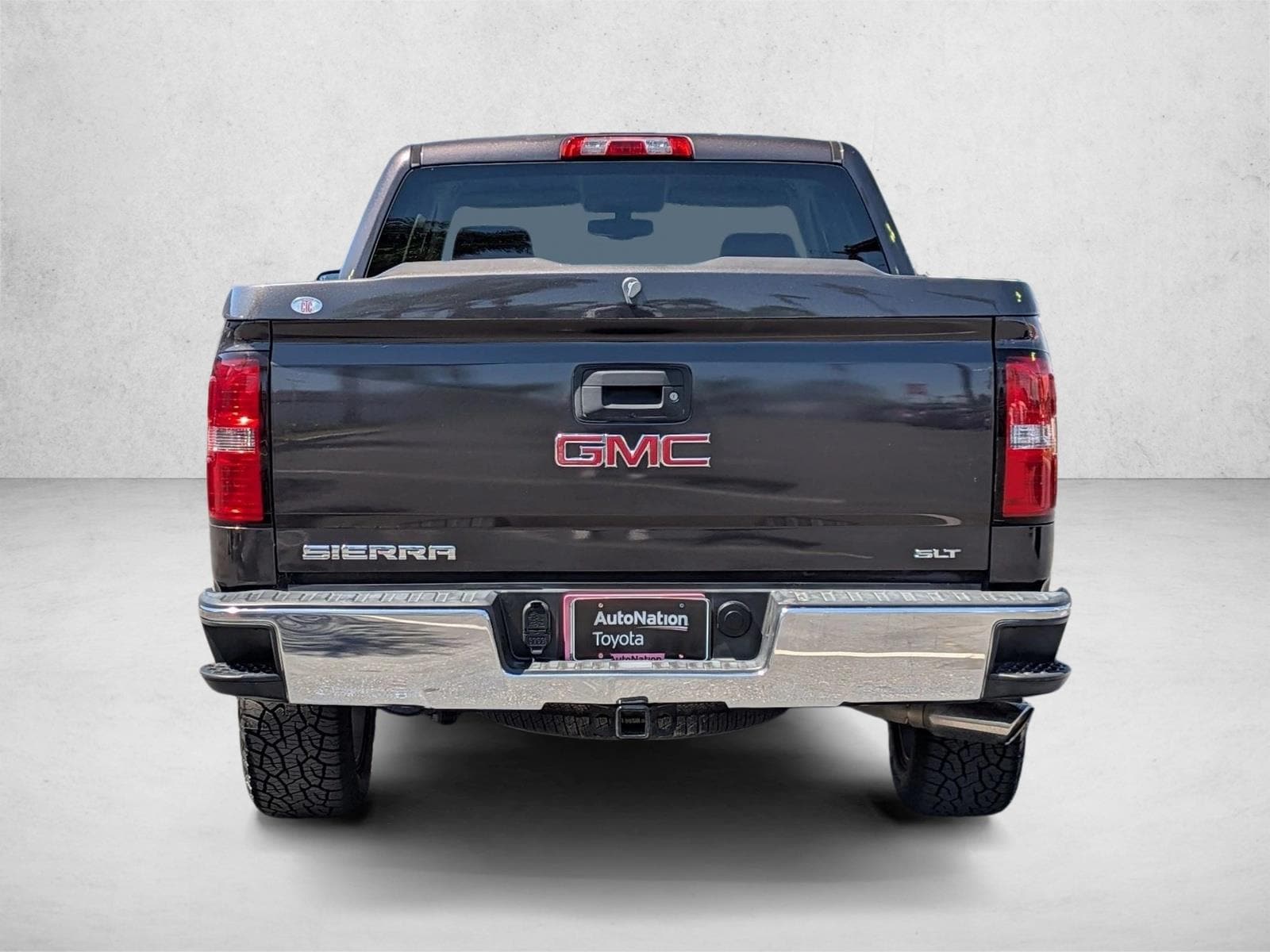 2015 GMC Sierra 1500 SLT photo 6