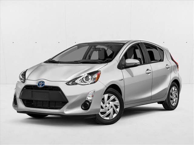2016 Toyota Prius c Two's photo