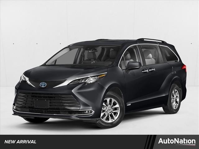 2024 Toyota Sienna XLE 8-Passenger Hybrid FWD's photo