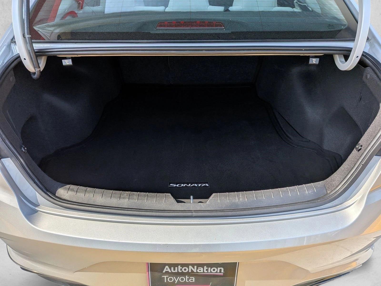 2019 Hyundai Sonata SEL photo 6