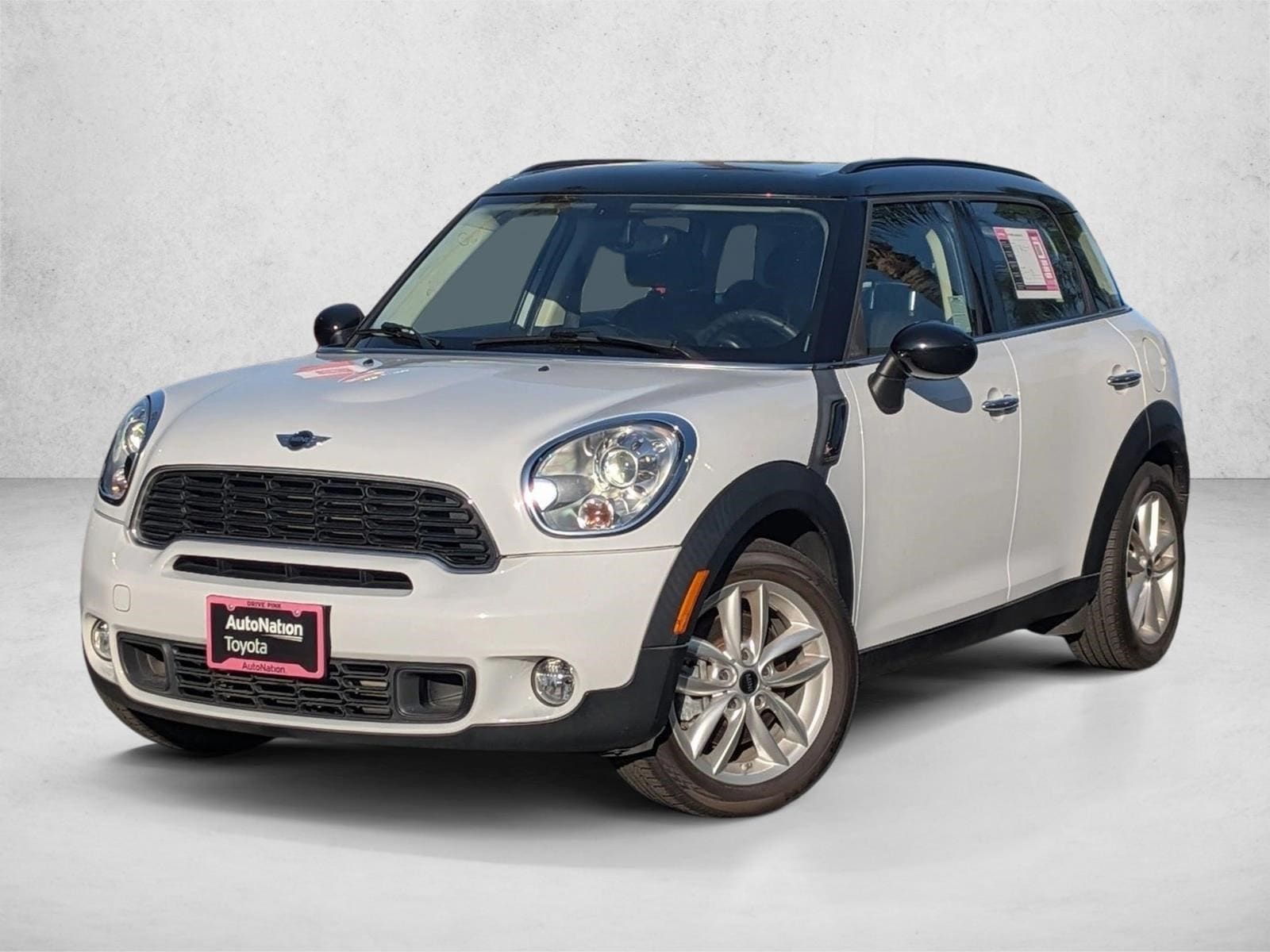 2013 MINI Countryman Countryman S's photo
