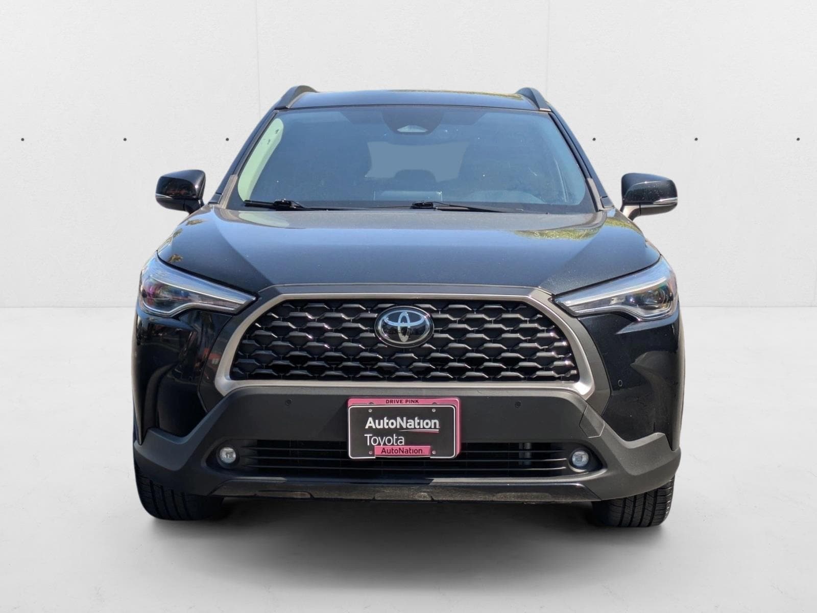 Used 2023 Toyota Corolla Cross XLE with VIN 7MUEAAAG5PV060678 for sale in Kansas City