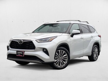 2022 Toyota Highlander Platinum SUV
