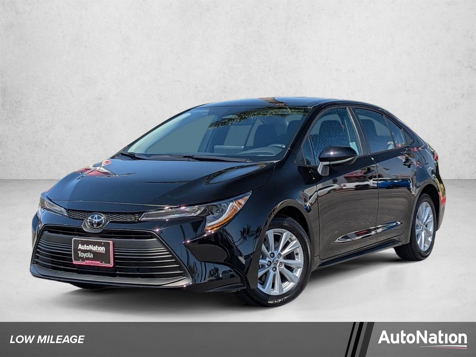 2026 Toyota Corolla LE CVT's photo