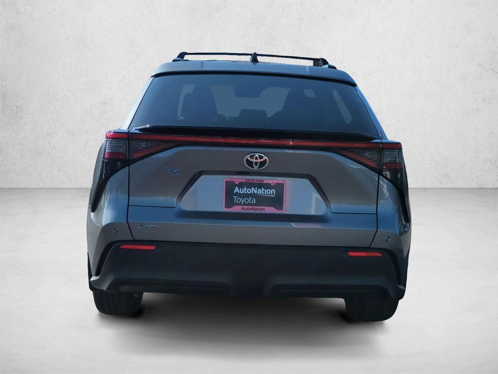 2026 Toyota bZ XLE - Photo 8