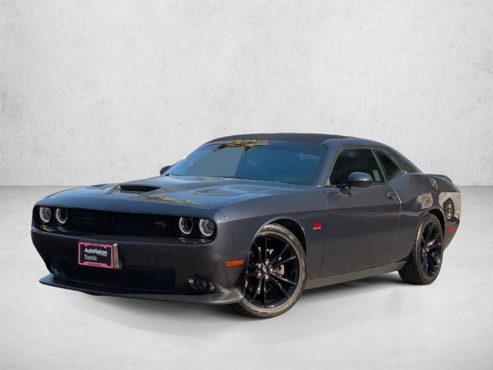 2017 Dodge Challenger R/T's photo