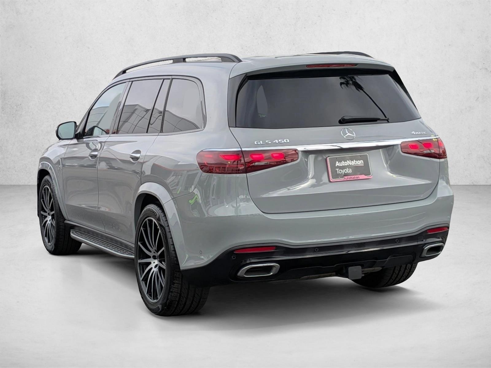 2025 Mercedes-Benz GLS 450 GLS 450 photo 3