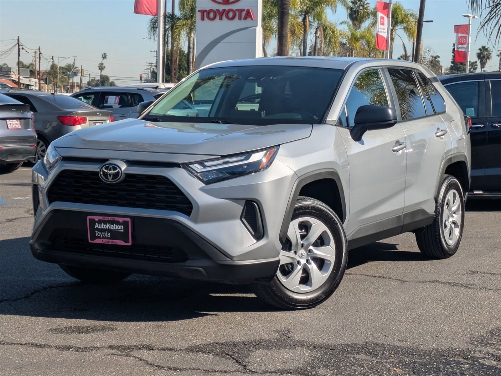 2025 Toyota RAV4 LE