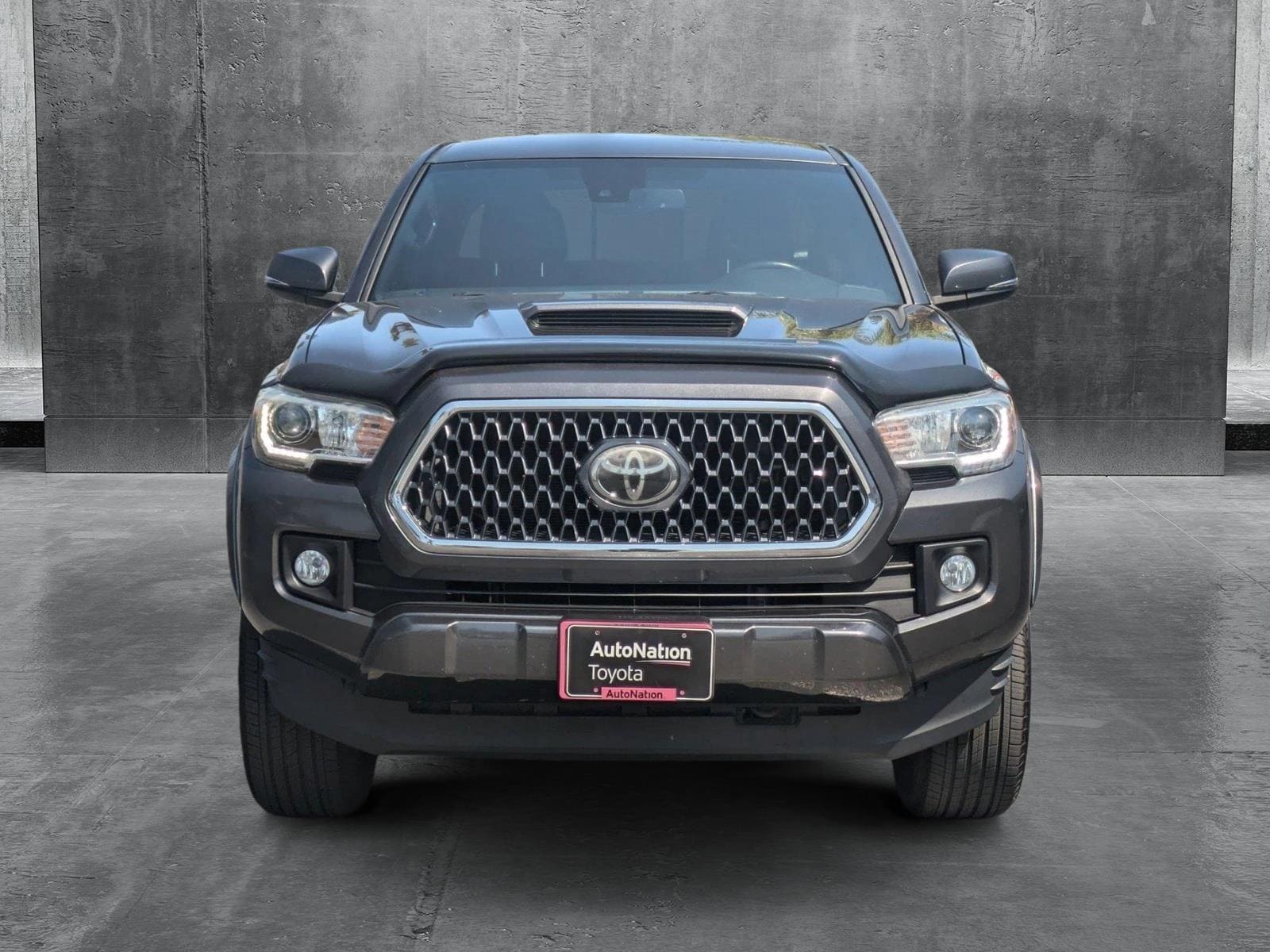 Used 2019 Toyota Tacoma TRD Sport with VIN 3TMDZ5BN5KM070025 for sale in Buena Park, CA