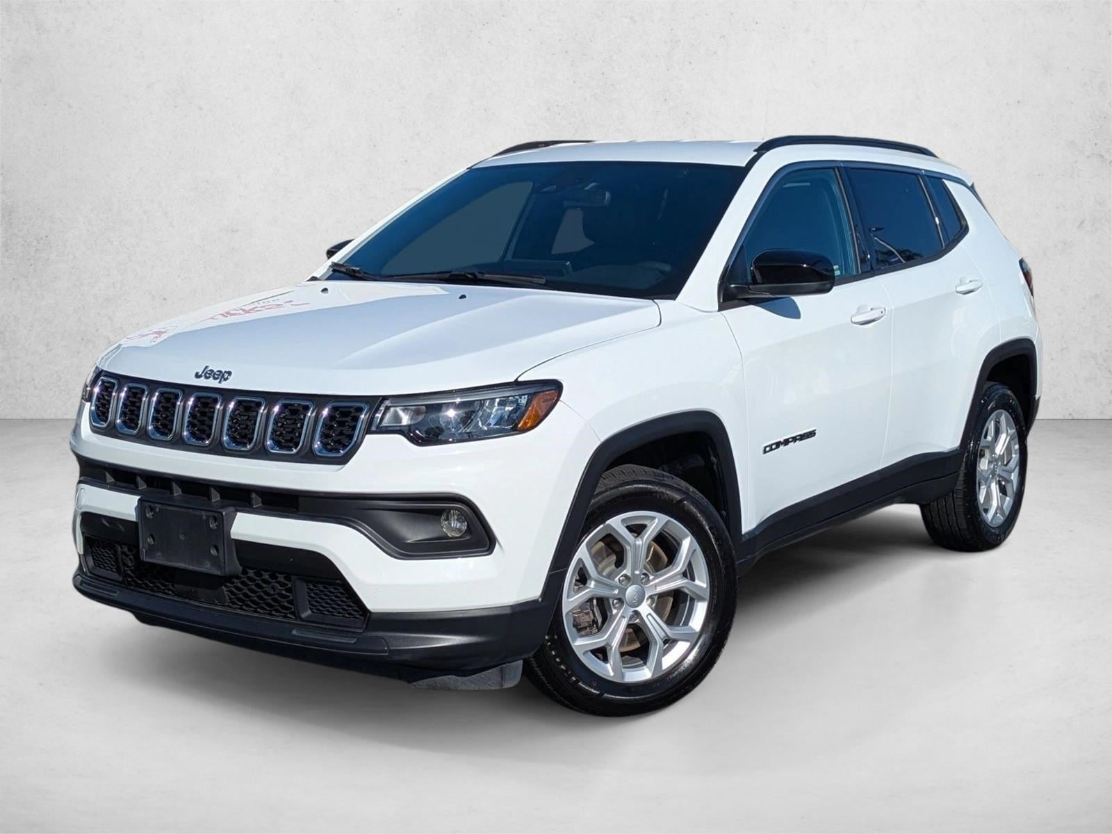2024 Jeep Compass Latitude's photo
