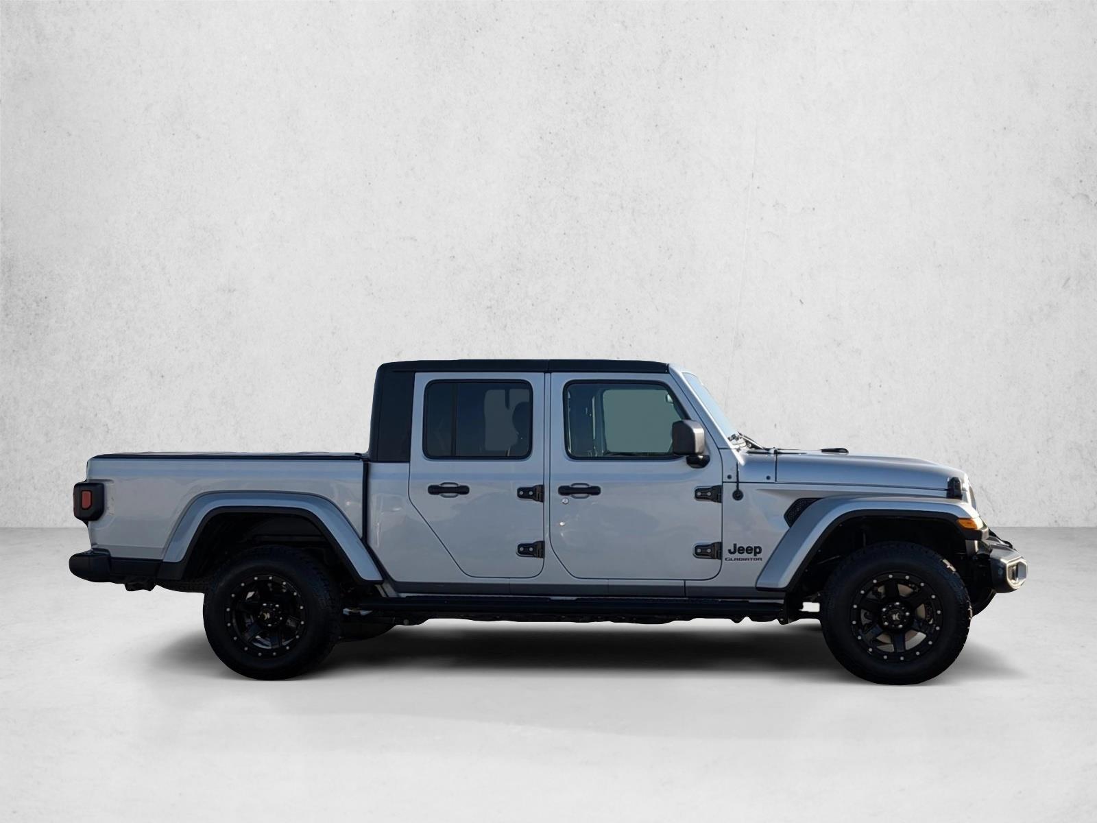2022 Jeep Gladiator Sport S photo 4