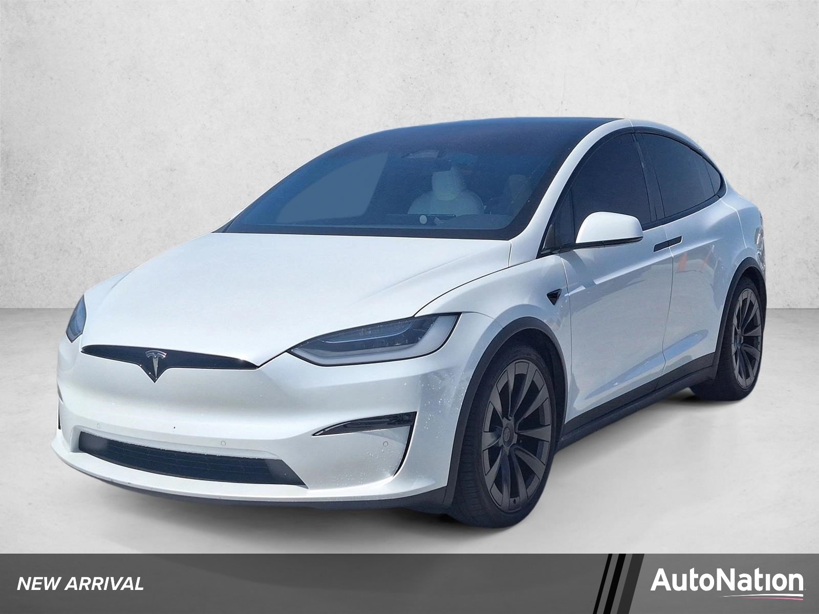 2022 Tesla Model X Long Range's photo