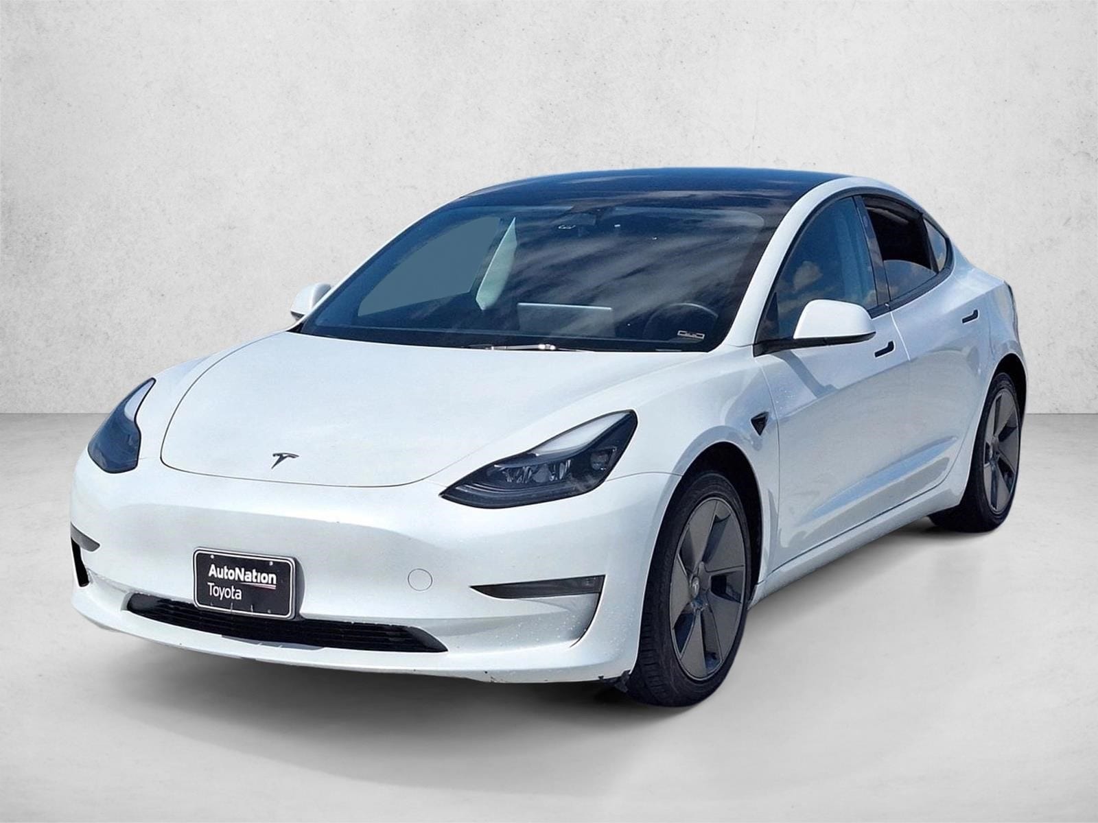 2023 Tesla Model 3 Long Range's photo