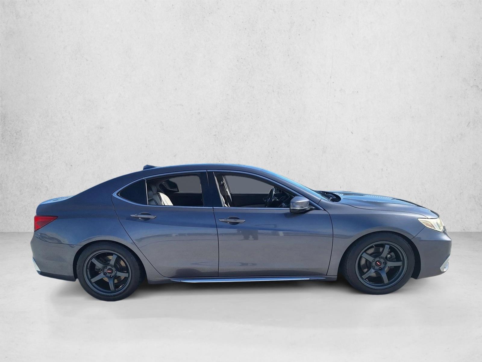 2018 Acura TLX 3.5L Tech Pkg photo 4