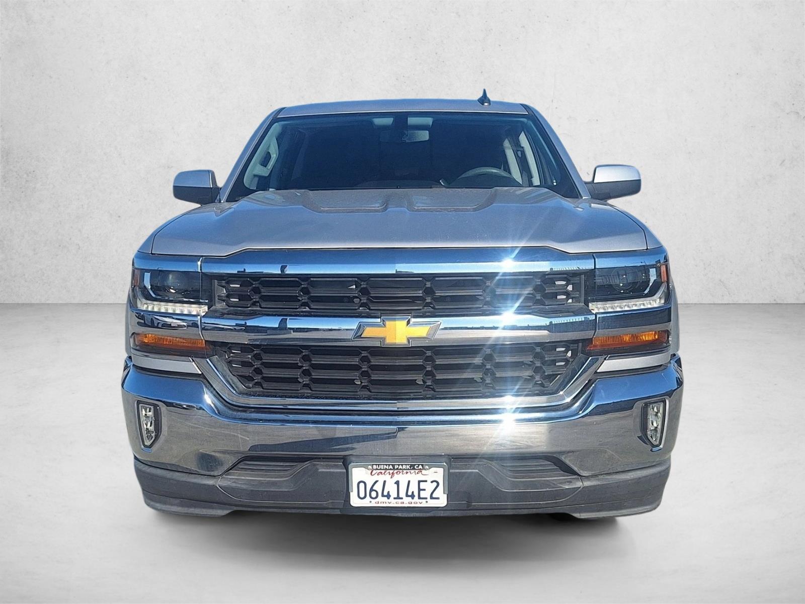2017 Chevrolet Silverado 1500 photo 3