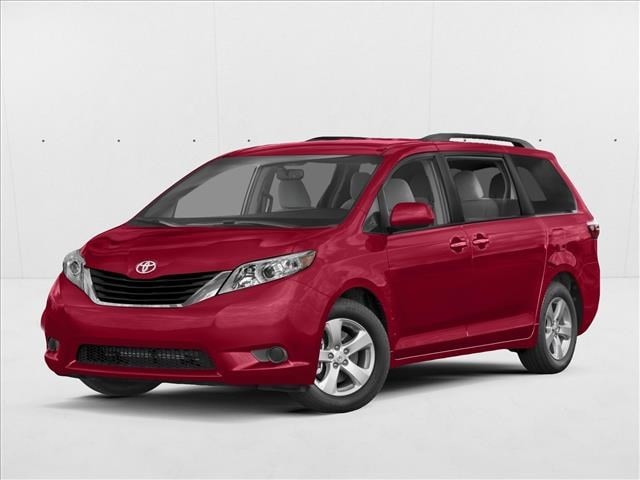2017 Toyota Sienna LE V6 7-Passenger Access Seat's photo