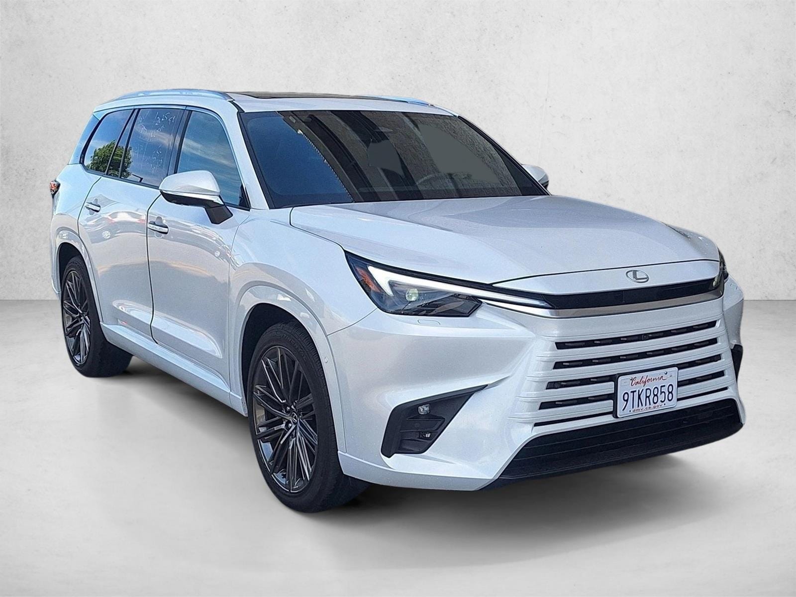 2025 LEXUS TX 350 Luxury photo 2