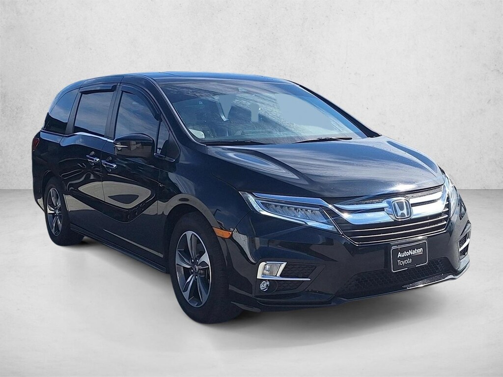 Used 2018 Honda Odyssey Touring Van