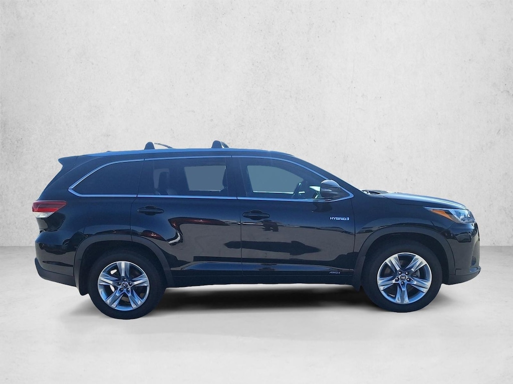 Used 2017 Toyota Highlander Hybrid Limited V6 SUV