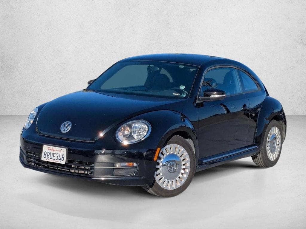 Used 2014 Volkswagen Beetle 1.8T Hatchback