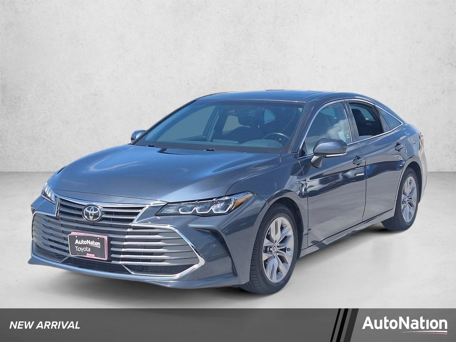 2019 Toyota Avalon XLE's photo