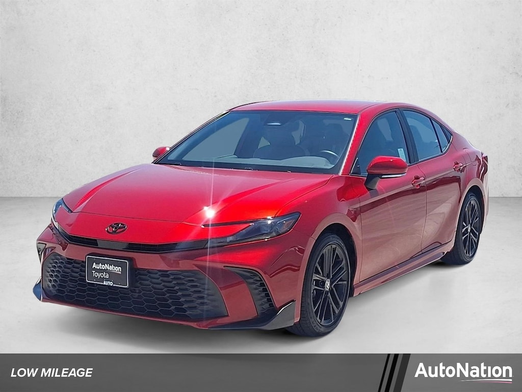 Certified 2025 Toyota Camry SE Sedan