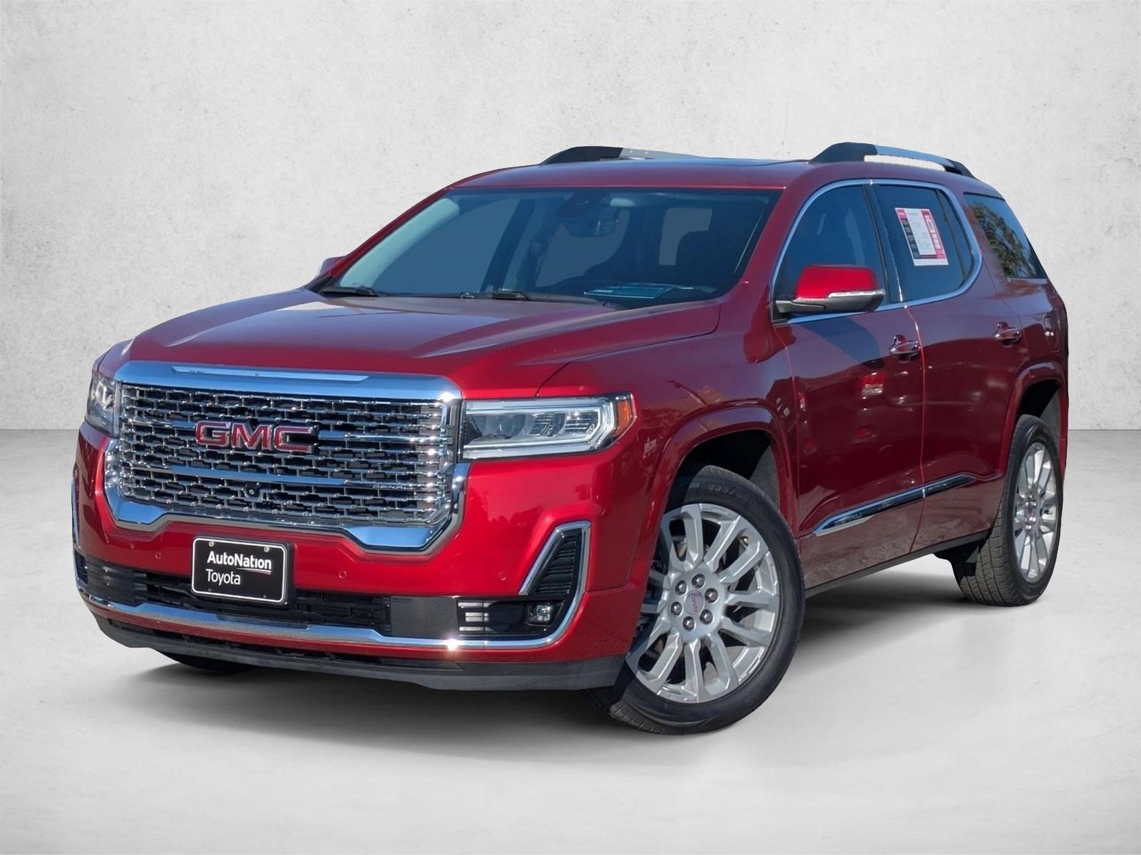 2021 GMC Acadia Denali's photo