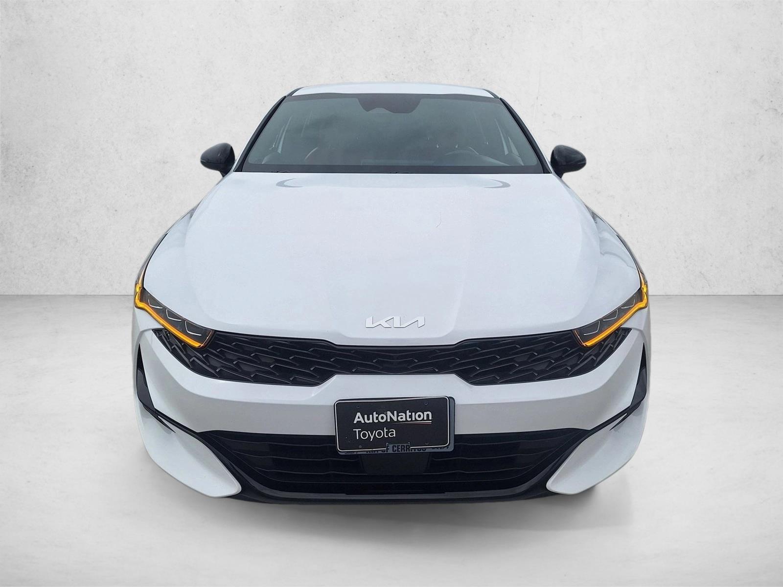 2024 Kia K5 GT-Line photo 2